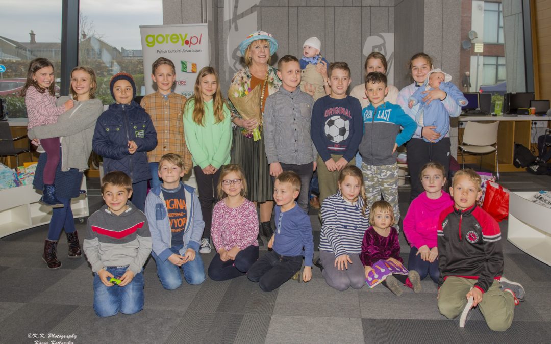 Spotkanie autorskie z Ewą Chotomską (Ciotką Klotką) w Gorey. Było kolorowo i muzycznie